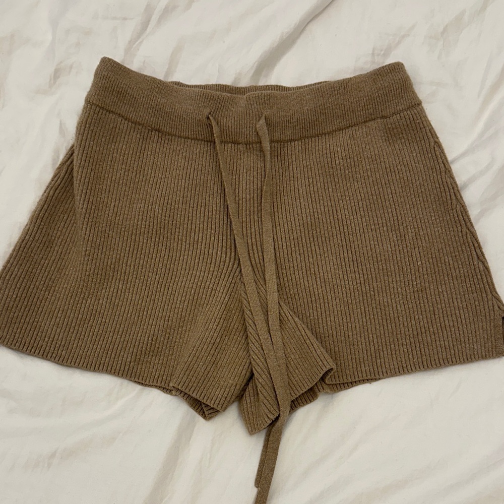 Abercrombie & Fitch: women’s cozy knit lounge shorts 💘small